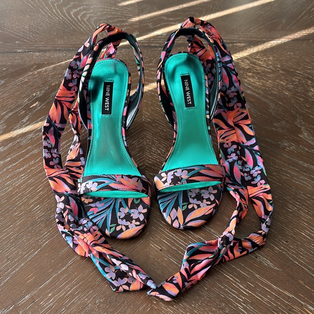 Colorful Floral High Heel Sandals - Picture 11 of 16